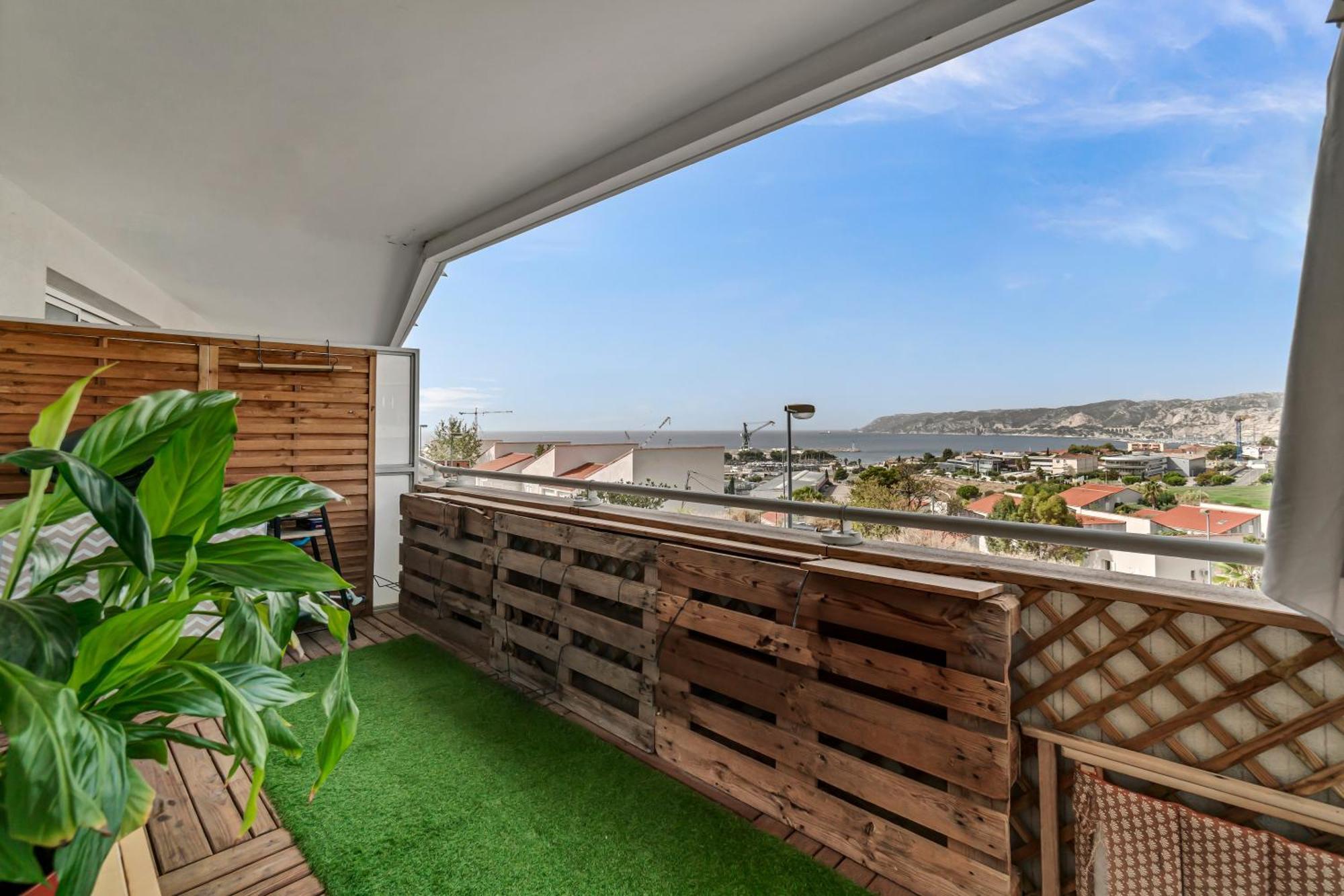 Room In Appartment With Seaview Marseille Exterior photo